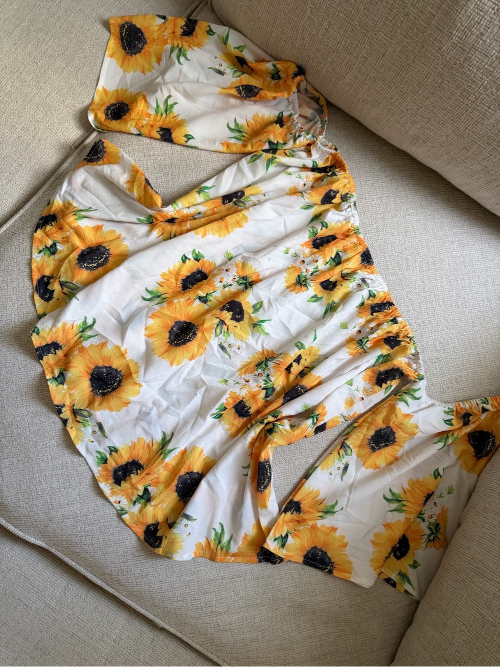 Sunflower Off-Shoulder Blouse - White & Yellow